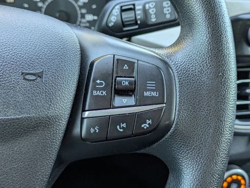 Used 2022 Ford Escape SE image 27