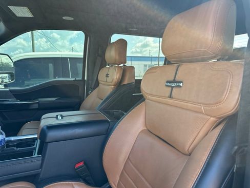 Used 2024 Ford F350 Platinum AWD/4WD image 6