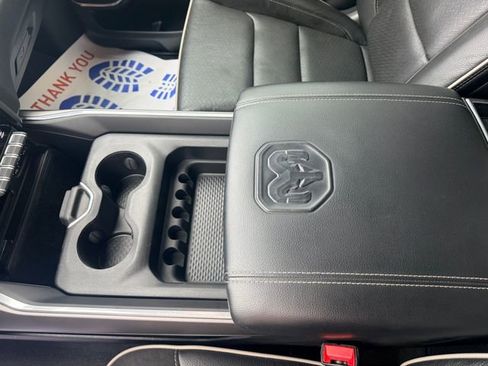Used 2021 RAM 1500 Laramie image 30