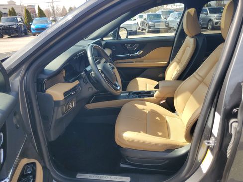 Certified 2023 Lincoln Corsair Reserve w/ Equipment Group 202A image 12