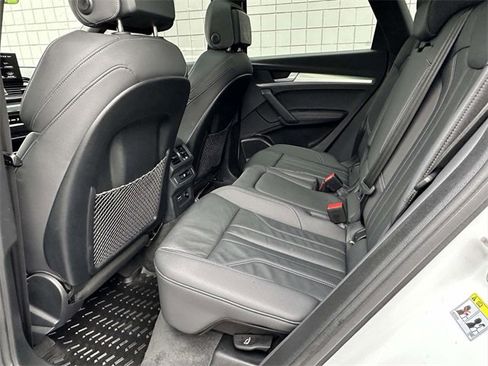 Used 2024 Audi Q5 2.0T Premium Plus w/ Premium Plus Package image 15