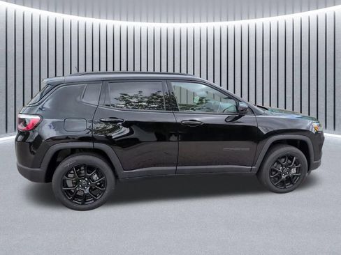 New 2026 Jeep Compass Latitude AWD/4WD image 5