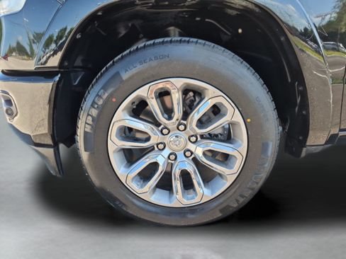 Used 2022 RAM 1500 Laramie w/ Sport Appearance Package AWD/4WD image 32