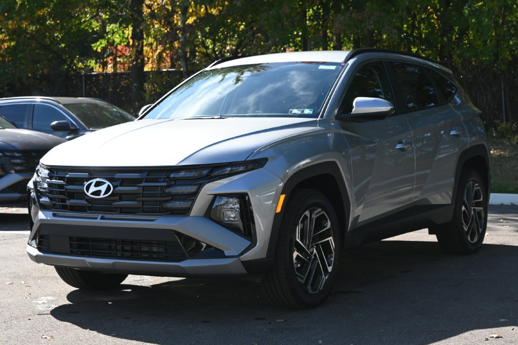 New 2026 Hyundai Tucson SEL Plus AWD/4WD image 2