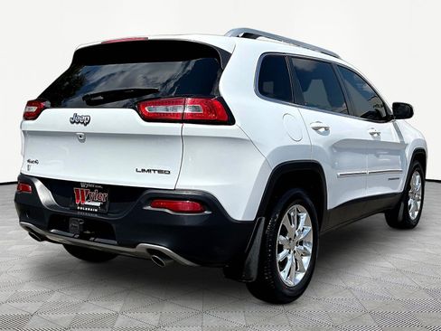 Used 2014 Jeep Cherokee Limited w/ Luxury Group AWD/4WD image 6