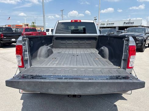 Used 2024 RAM 3500 Big Horn AWD/4WD image 40