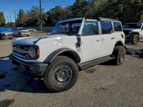 Used 2025 Ford Bronco Outer Banks w/ Sasquatch Package image 1