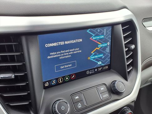 Used 2023 GMC Acadia SLT w/ Technology Package image 4