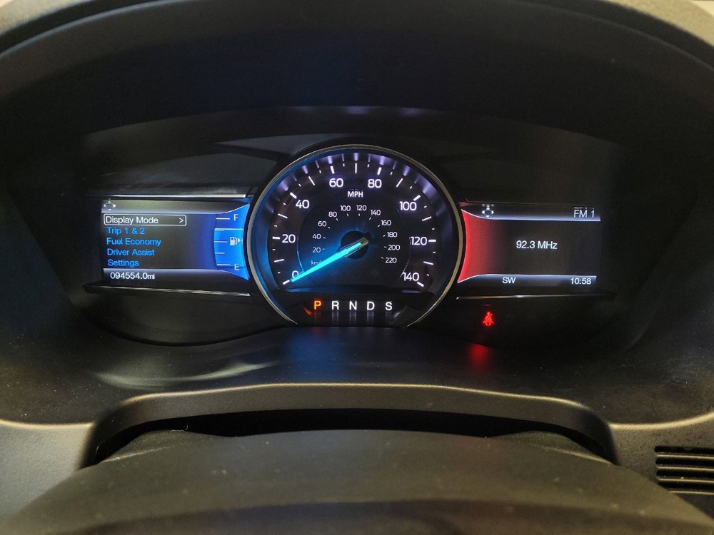 Used 2017 Ford Explorer XLT w/ Equipment Group 202A AWD/4WD image 23
