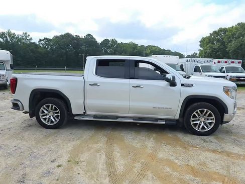 Used 2019 GMC Sierra 1500 SLT image 3