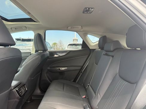 Used 2023 Lexus NX 350 AWD image 15
