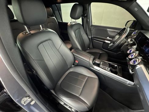 Used 2022 Mercedes-Benz GLB 250 4MATIC image 38