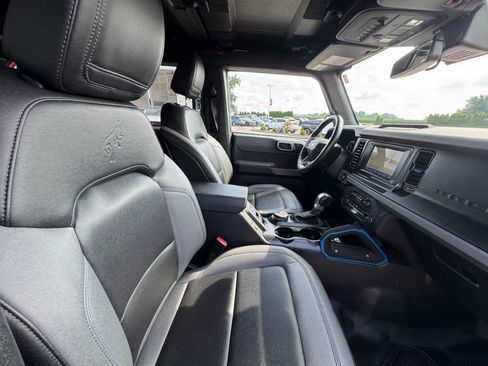 Certified 2023 Ford Bronco Black Diamond AWD/4WD image 10
