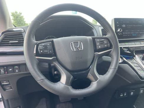 Certified 2026 Honda Odyssey Elite image 17