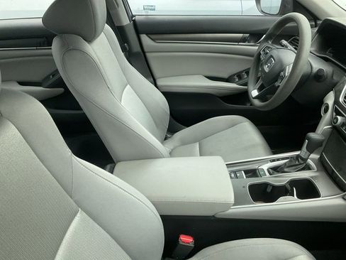 Used 2020 Honda Accord LX image 3