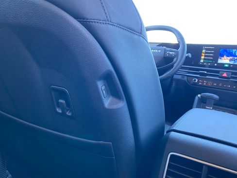 New 2026 Kia Sportage EX FWD image 22
