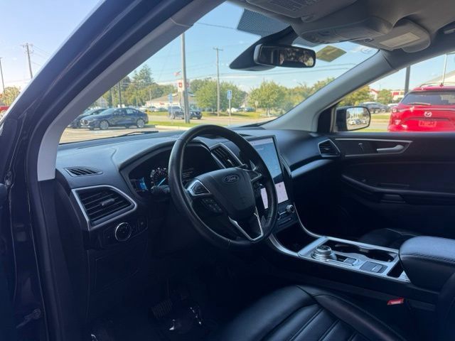 Used 2024 Ford Edge SEL AWD/4WD image 11