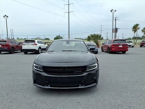 Used 2023 Dodge Charger SXT RWD image 3