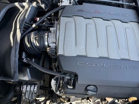 Used 2015 Chevrolet Corvette Stingray Coupe w/ 2LT Preferred Equipment Group image 15