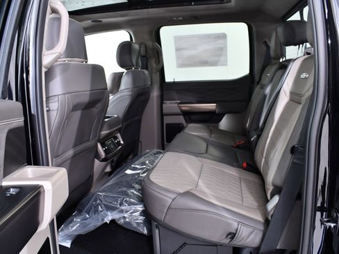 New 2026 Ford F450 Platinum w/ Platinum Plus Package image 16