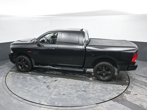 Used 2019 RAM 1500 Classic SLT w/ Black Appearance Group image 44