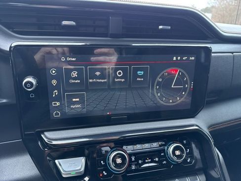 Used 2024 GMC Sierra 1500 AT4 w/ Technology Package image 12