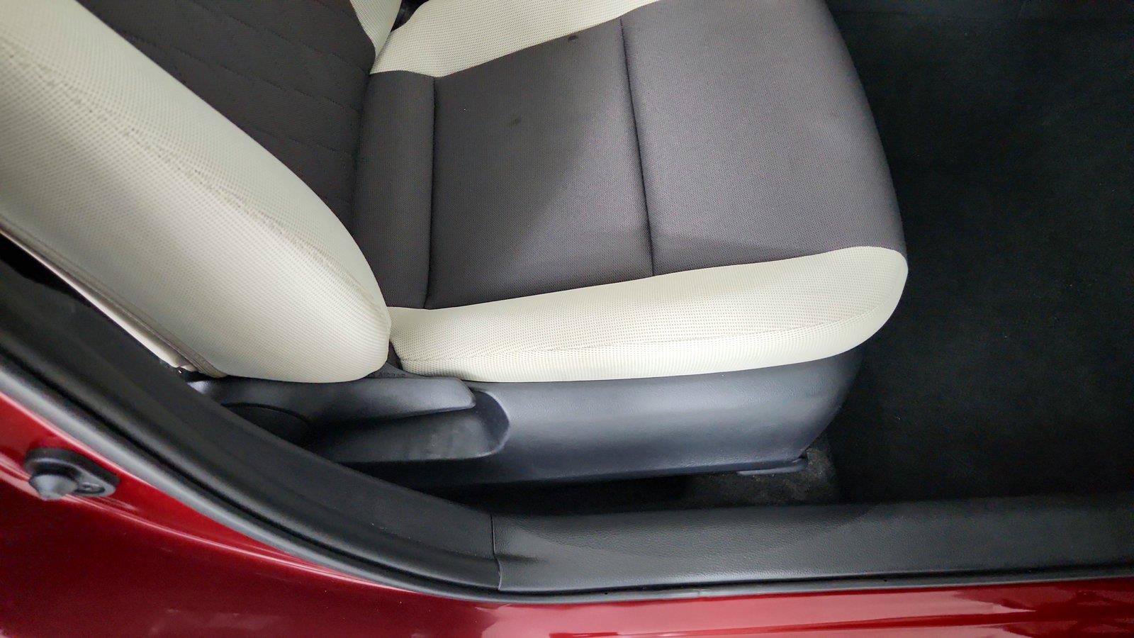Used 2026 Toyota Corolla LE FWD image 27