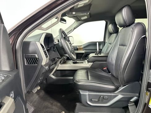 Used 2020 Ford F150 Lariat image 11