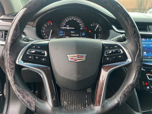 Used 2017 Cadillac XTS Luxury image 25