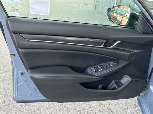 Used 2022 Honda Accord Sport image 23