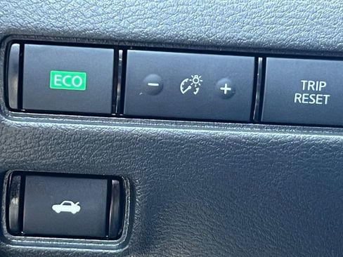 Certified 2025 Nissan Sentra SV w/ All-Weather Package FWD image 12