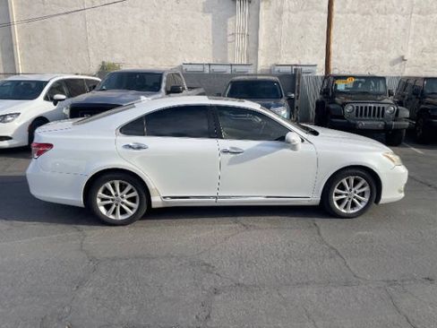 Used 2010 Lexus ES 350 FWD image 2