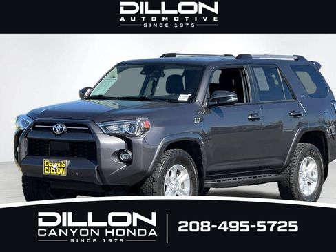 Used 2021 Toyota 4Runner SR5 Premium w/ Moonroof Package AWD/4WD image 38