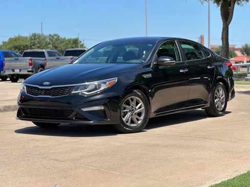 Used 2020 Kia Optima LX image 3