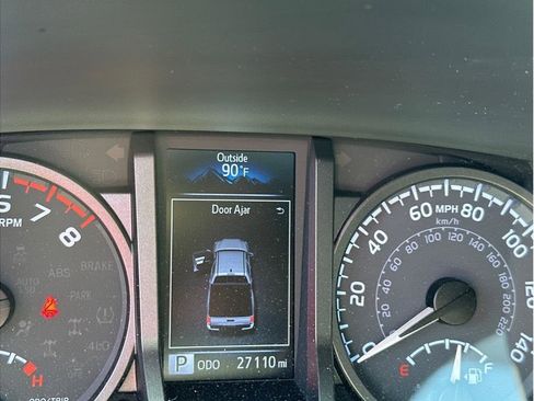 Used 2022 Toyota Tacoma TRD Pro image 17