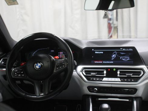 Used 2021 BMW M4 Competition w/ M Carbon Exterior Package RWD image 3