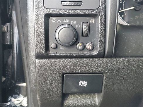 Used 2008 HUMMER H3 Luxury image 16