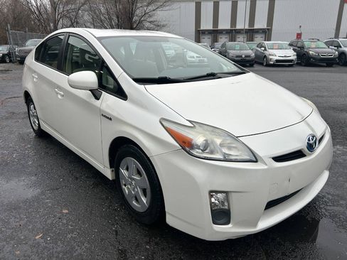 Used 2011 Toyota Prius Three FWD image 3