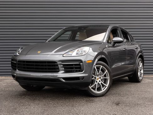 Certified 2022 Porsche Cayenne Coupe AWD/4WD image 1