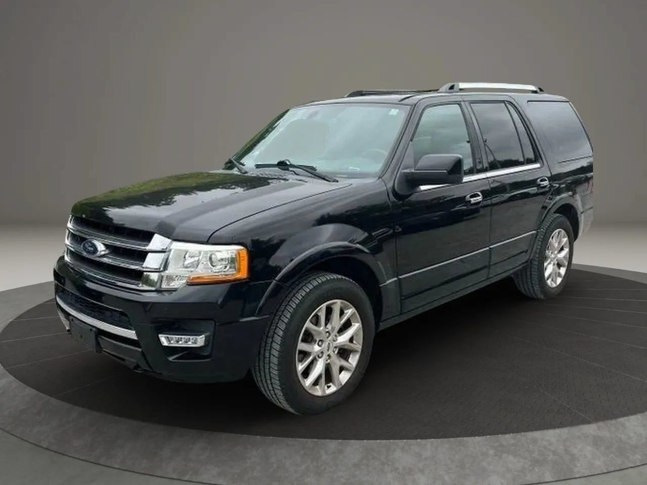 Used 2016 Ford Expedition Limited w/ Equipment Group 301A AWD/4WD image 1