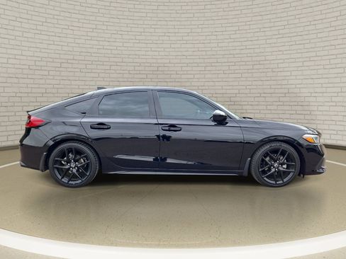 Used 2024 Honda Civic Sport image 4