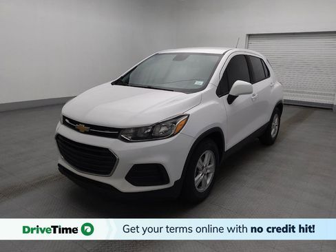 Used 2020 Chevrolet Trax LS FWD image 1