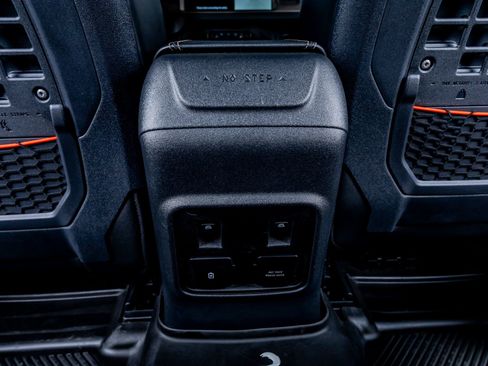 Used 2023 Ford Bronco Raptor image 35