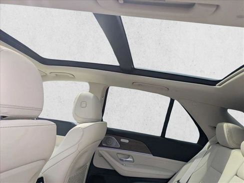 New 2026 Mercedes-Benz GLE 350 4MATIC image 18