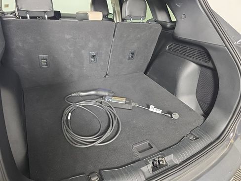 Used 2021 Ford Escape Titanium FWD image 31