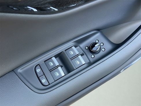 New 2026 Audi Q7 2.0T Premium image 13