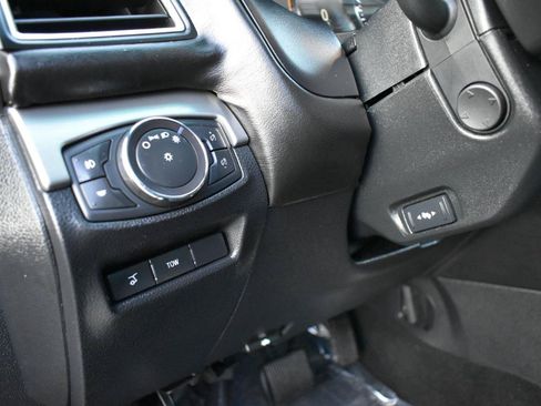 Used 2019 Ford Explorer Platinum AWD/4WD image 41