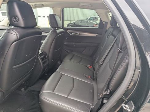 Used 2018 Cadillac XT5 Luxury w/ Driver Awareness Package image 10