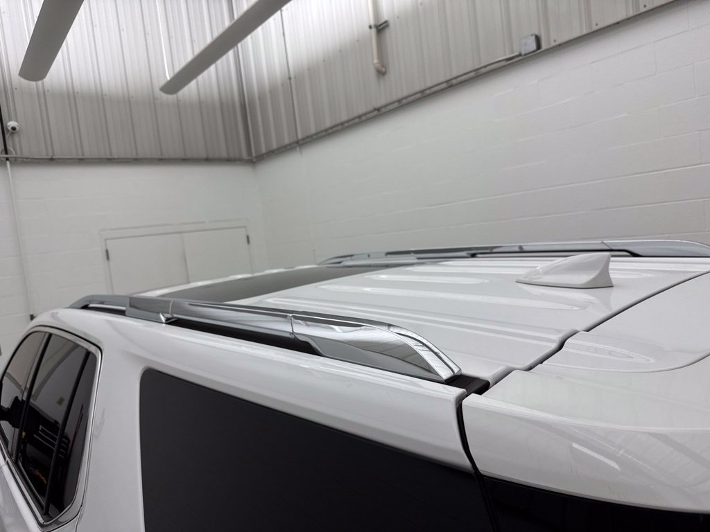 Used 2021 Chevrolet Traverse Premier w/ LPO, Floor Liner Package AWD/4WD image 13