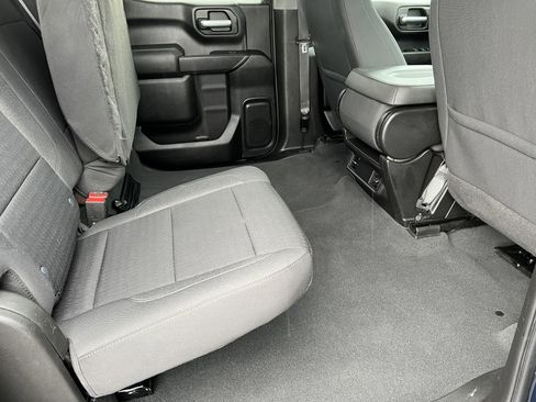 Used 2022 Chevrolet Silverado 1500 Custom image 18